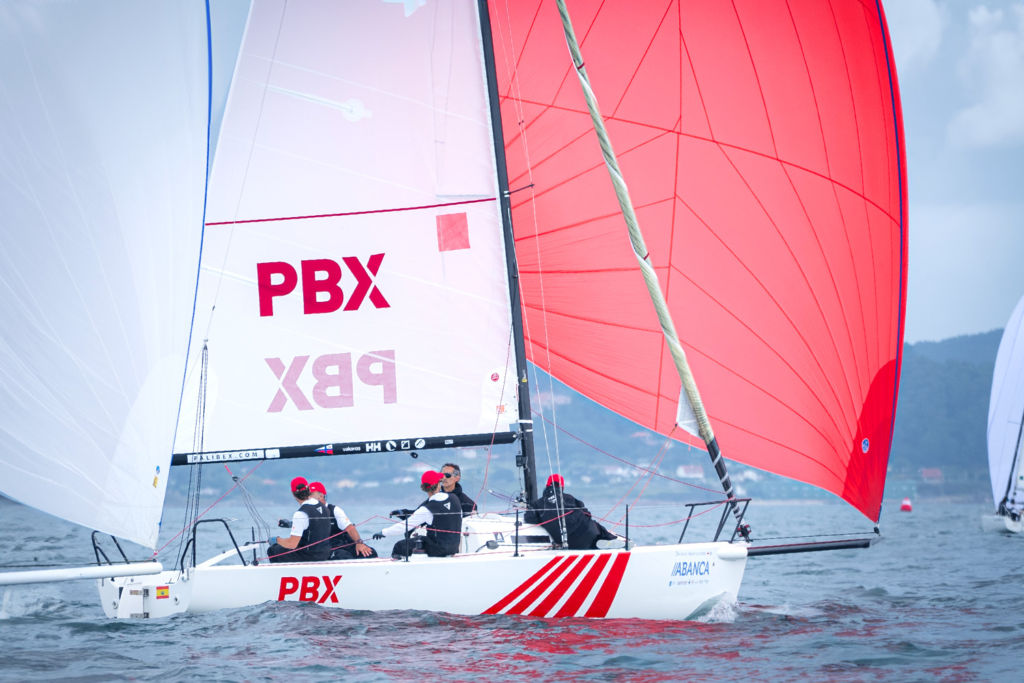 pbx sailing team - j80 baiona - palibex