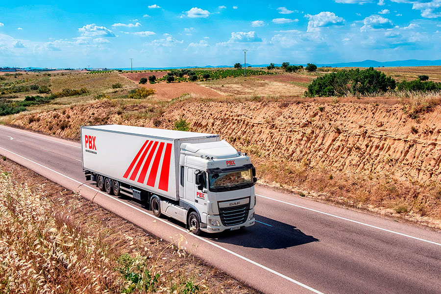record volumen transporte urgente-crecimiento-palets-2025-jaime-colsa-maria-luisa-romero