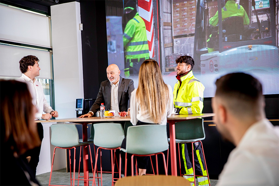 revista logicel enero 2026-ana lobato-centro espanol logistica - 01