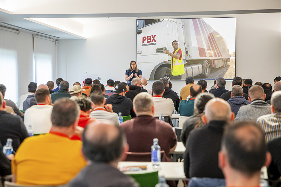 formación para conductores de camión en logística - palibex - leire gil